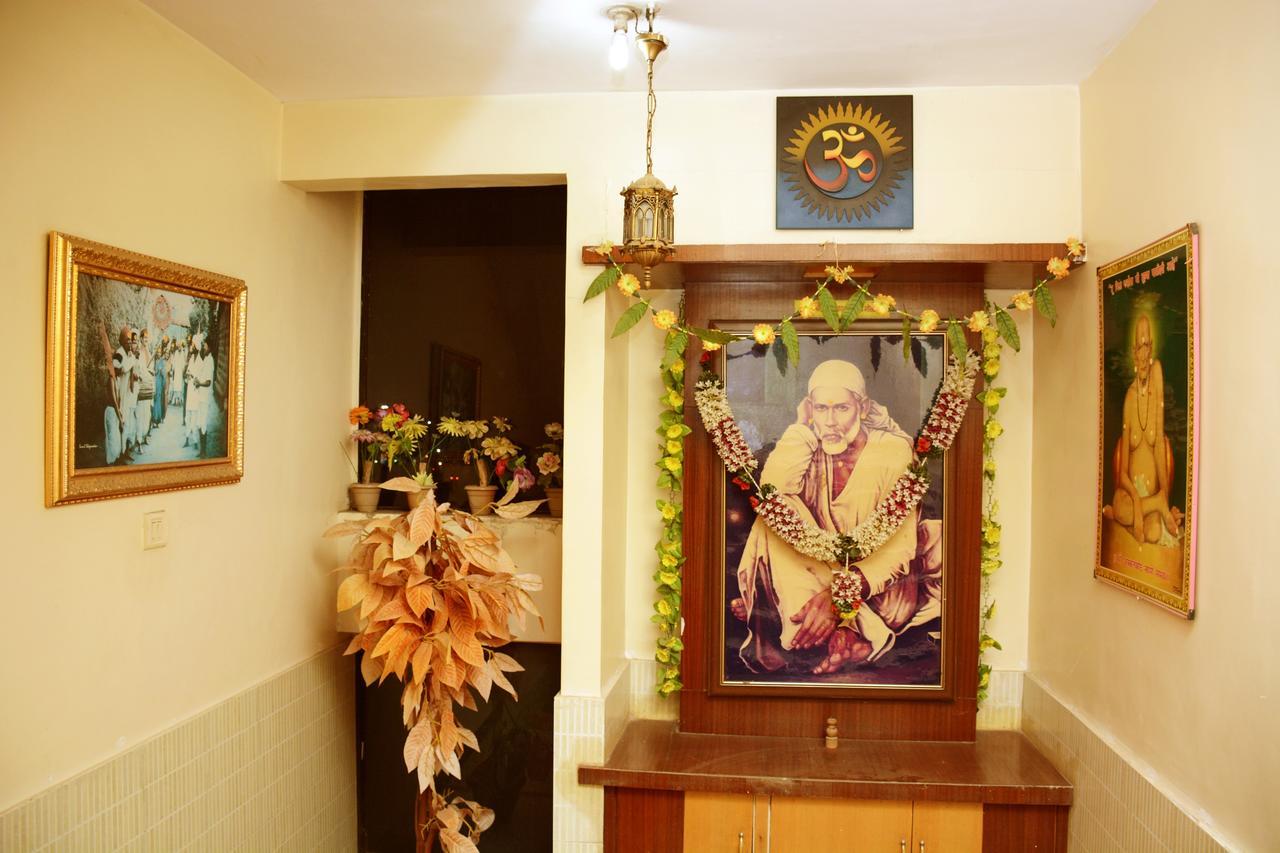 Hotel Sai Varsha Shirdi Buitenkant foto